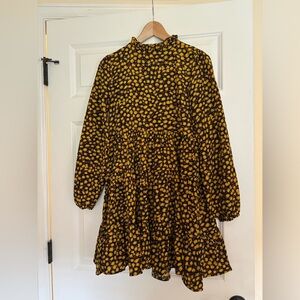 Women’s Molly Bracken navy blue with yellow flowers long sleeve dress size XS